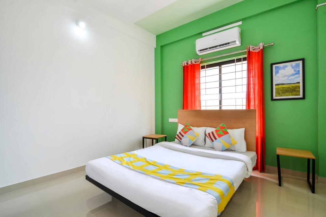 Oyo Home 81801 Akash Villa Trippapur エクステリア 写真