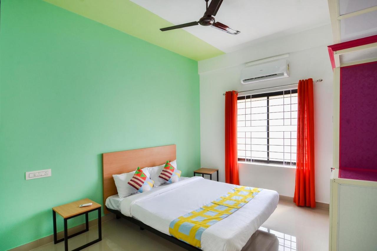 Oyo Home 81801 Akash Villa Trippapur エクステリア 写真