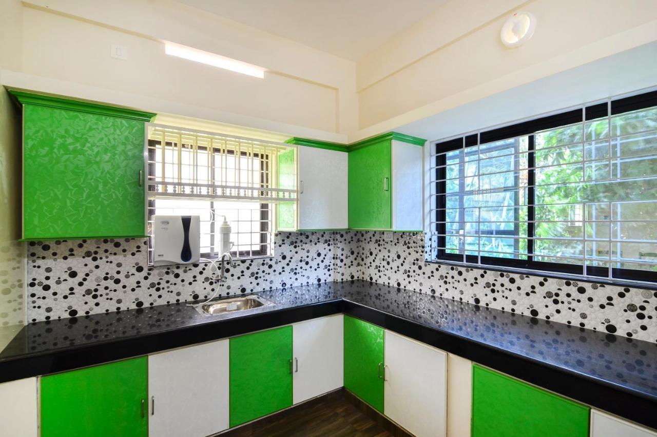 Oyo Home 81801 Akash Villa Trippapur エクステリア 写真
