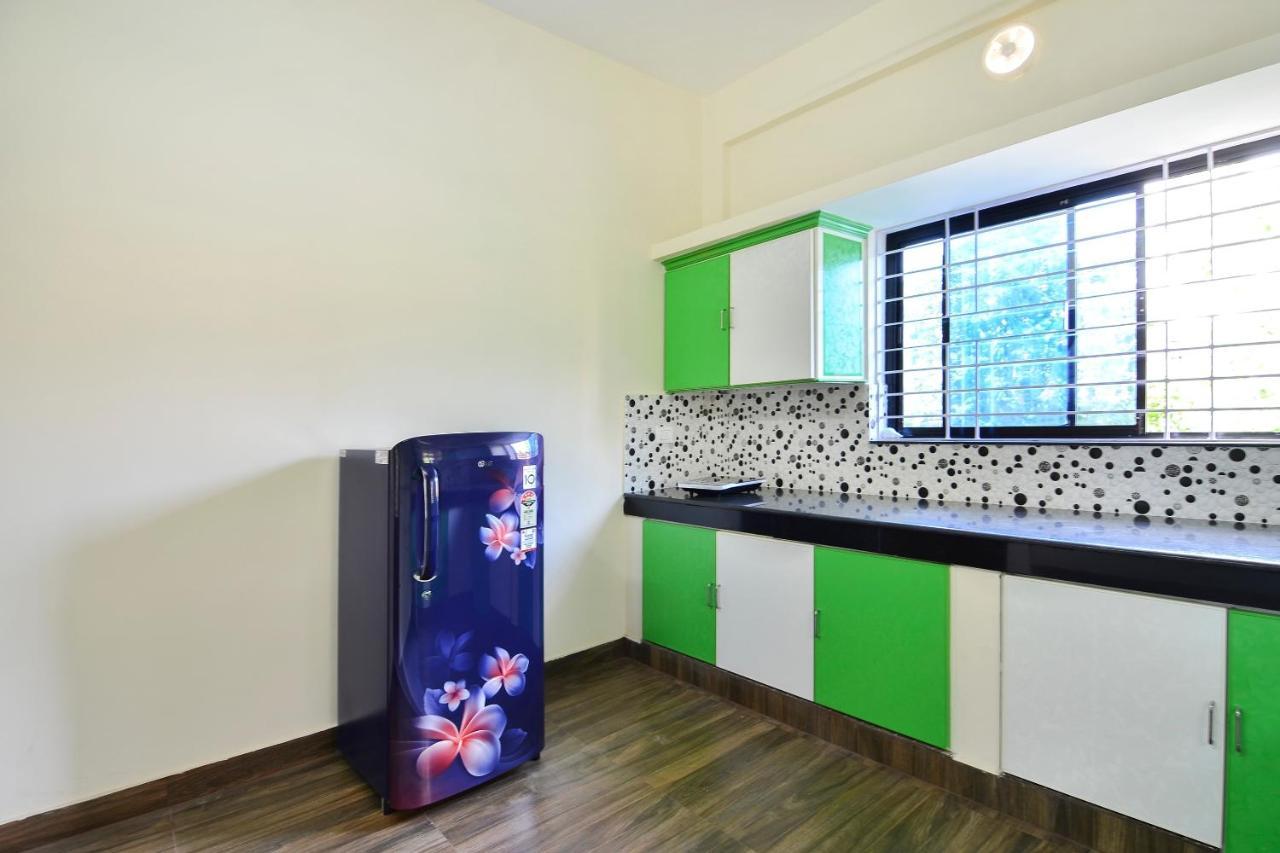 Oyo Home 81801 Akash Villa Trippapur エクステリア 写真