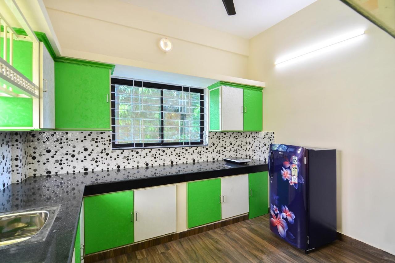 Oyo Home 81801 Akash Villa Trippapur エクステリア 写真